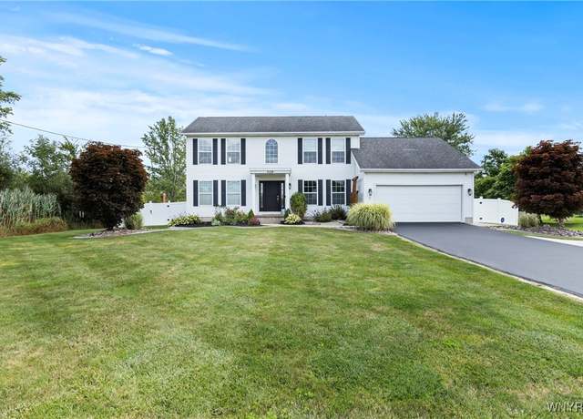 Property at 7139 Shawnee Rd, Wheatfield, NY 14120, 4 beds, 2.5 baths