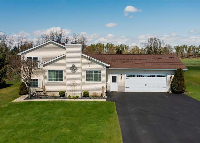 Property at 426 Westwood Rd, Lancaster, NY 14086, 4 beds, 2 baths