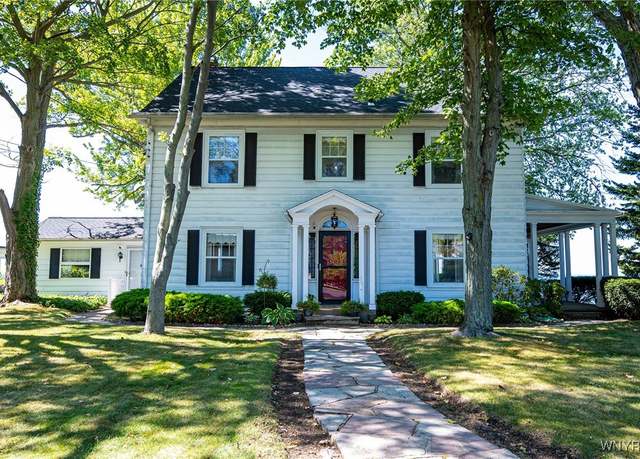 Property at 4998 Lake Shore Rd, Hamburg, NY 14075, 4 beds, 1.5 baths