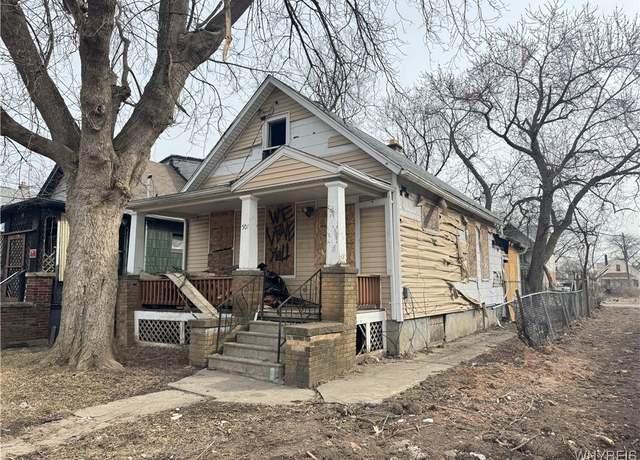 Property at 507 19th St, Niagara Falls, NY 14301, 2 beds, 1 bath