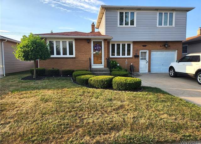 Property at 56 Oakwood Dr, Cheektowaga, NY 14227, 4 beds, 2 baths