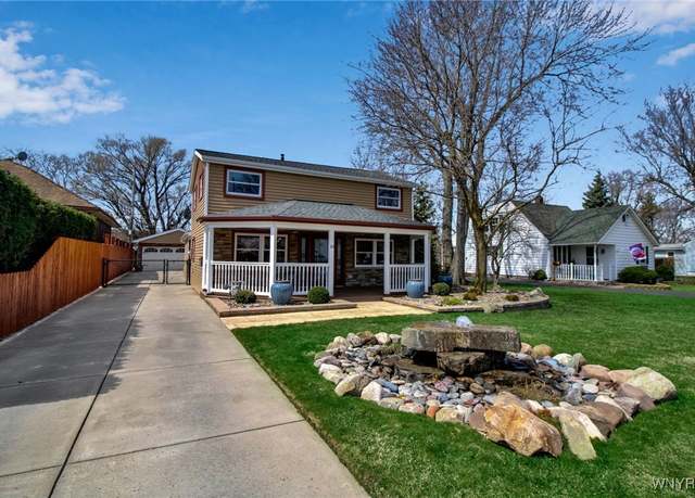 Property at 16 Toelsin Rd, Cheektowaga, NY 14225, 4 beds, 1.5 baths