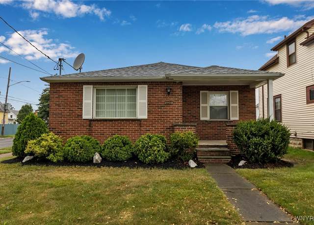 Property at 2902 Weston Ave, Niagara Falls, NY 14305, 2 beds, 1.5 baths
