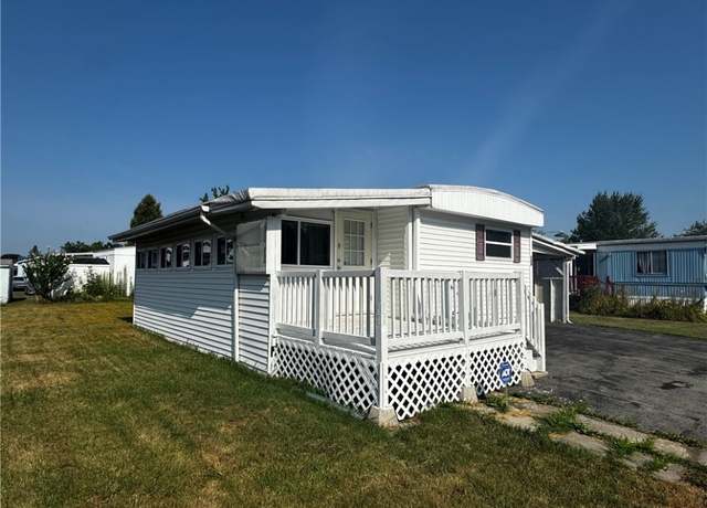 Property at 6035 S Transit #288 Rd, Lockport Town, NY 14094, 2 beds, 1 bath