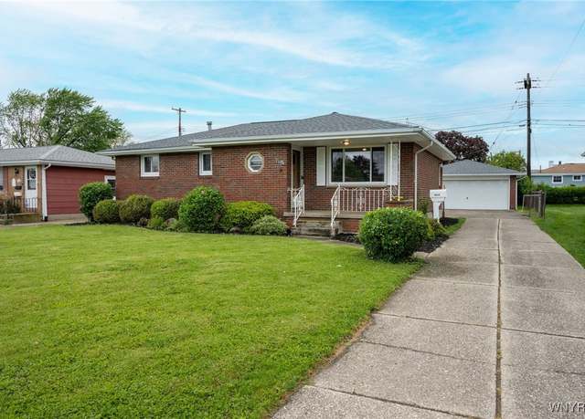 Property at 4314 Elmwood Ave, Hamburg, NY 14219, 3 beds, 1 bath