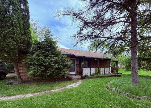 Property at 35 Tennyson Rd, Amherst, NY 14221, 3 beds, 1.5 baths