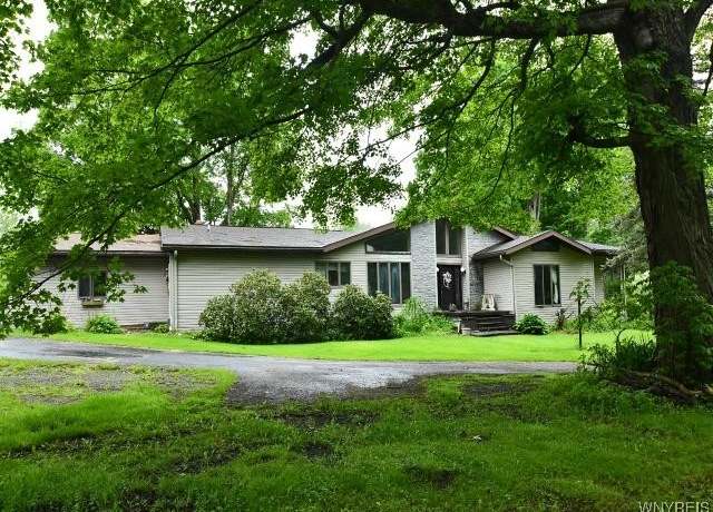 Property at 6632 Daily Rd, Westmoreland, NY 13440, 3 beds, 2.5 baths