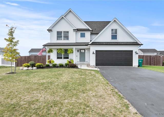 Property at 6114 Wildwood Way, Lockport Town, NY 14094, 4 beds, 2.5 baths