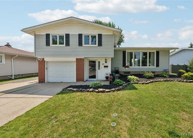 Property at 23 Woodmere Dr, Tonawanda, NY 14150, 3 beds, 1.5 baths