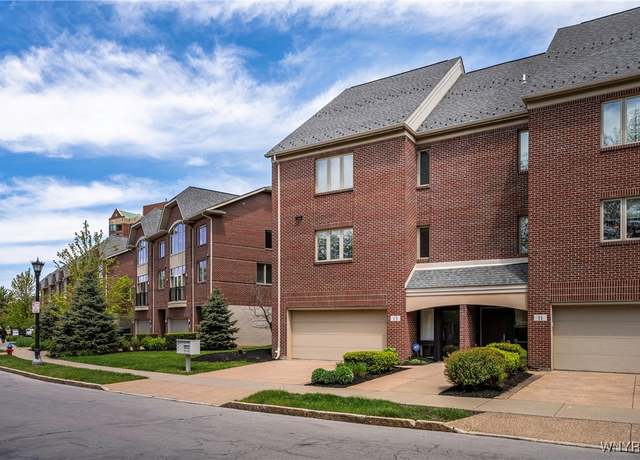 Property at 13 Ojibwa Cir, Buffalo, NY 14202, 3 beds, 3 baths