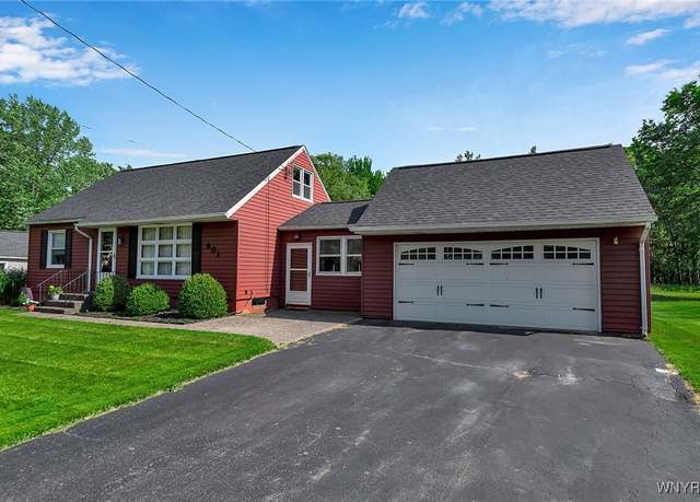 Property at 801 Klein Rd, Amherst, NY 14221, 4 beds, 1.5 baths