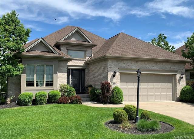 Property at 5866 Selby Ct, Clarence, NY 14051, 2 beds, 2 baths