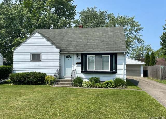 Property at 1724 Parker Blvd, Tonawanda, NY 14150, 3 beds, 2 baths