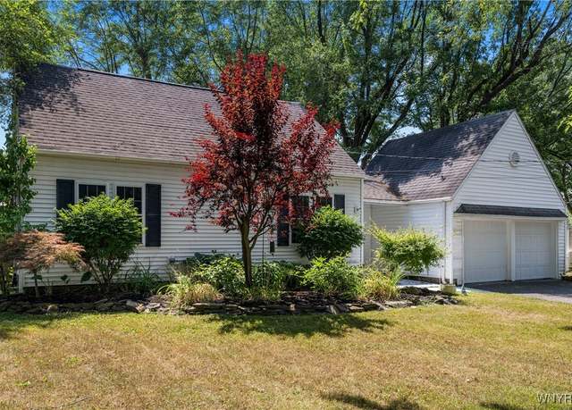 Property at 9461 Greiner Rd, Clarence, NY 14031, 3 beds, 2 baths