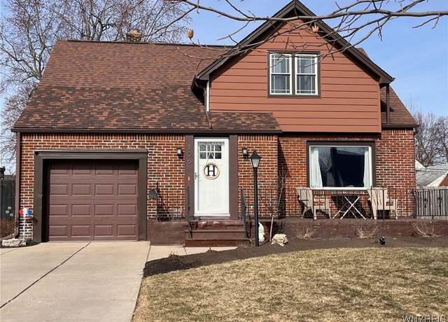 Property at 106 Columbia Pkwy, West Seneca, NY 14224, 4 beds, 1.5 baths