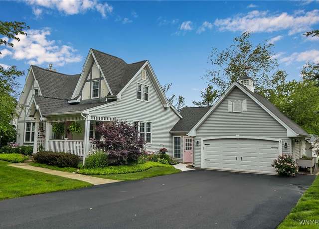 Property at 2846 Amsdell Rd, Hamburg, NY 14075, 3 beds, 1.5 baths