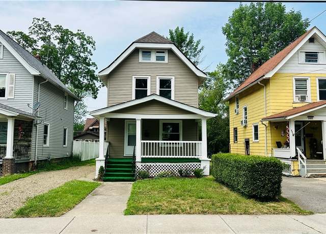 Property at 2960 Mckoon Ave, Niagara Falls, NY 14305, 3 beds, 1 bath