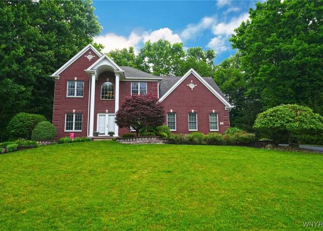 Property at 15 Soldier Wood Cir, Orchard Park, NY 14127, 4 beds, 2.5 baths