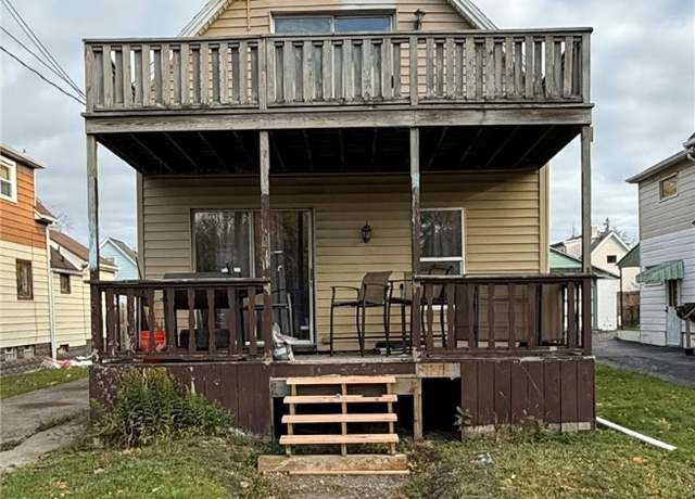 Property at 24 Home Pl, Lackawanna, NY 14218, 2 beds, 1 bath