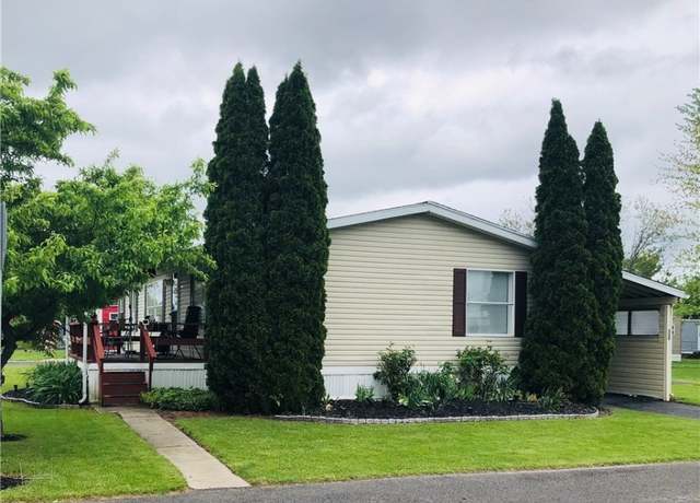 Property at 6035 S Transit #156 Rd, Lockport-town, NY 14094, 3 beds, 2 baths