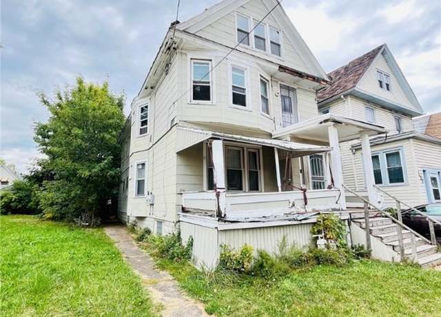 Property at 241 Laird Ave, Buffalo, NY 14207, 6 beds, 4 baths