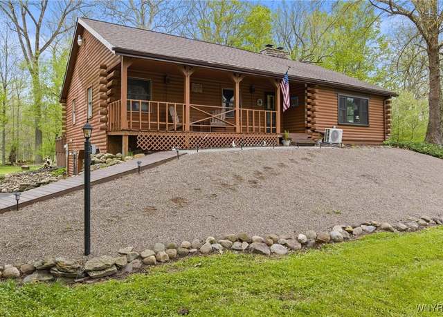 Property at 13181 Clinton St, Marilla, NY 14004, 3 beds, 2 baths