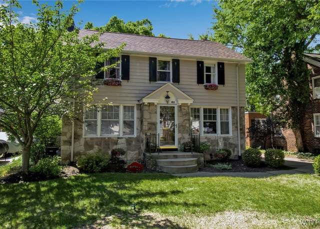 Property at 82 Sargent Dr, Amherst, NY 14226, 4 beds, 1.5 baths