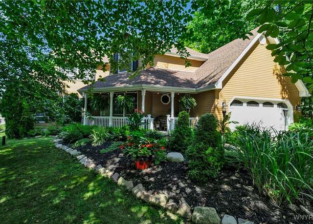 Property at 1898 Hanley Dr, Hamburg, NY 14085, 3 beds, 2.5 baths