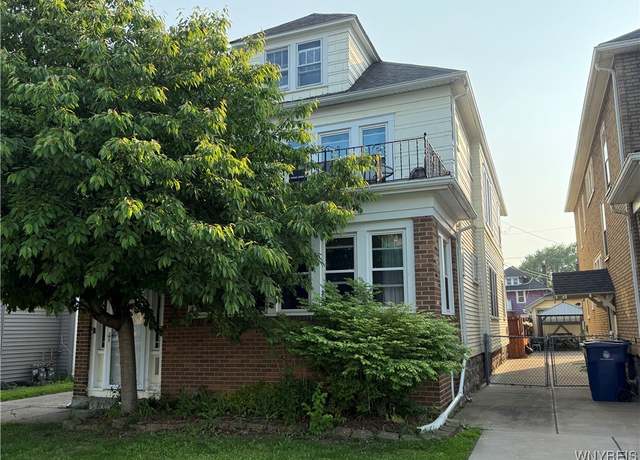 Property at 46 Cunard Rd, Buffalo, NY 14216, 6 beds, 2 baths