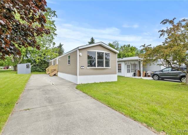 Property at 21 Harmony Ln, Cheektowaga, NY 14225, 2 beds, 1 bath