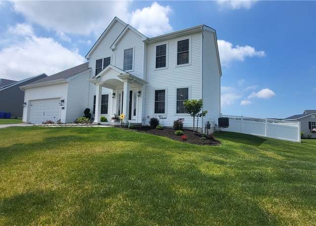 Property at 5472 Sycamore Ln, Hamburg, NY 14075, 4 beds, 2.5 baths