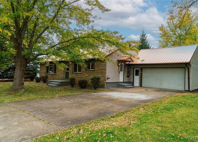 Property at 38 Carol Ave, Pomfret, NY 14063, 3 beds, 2 baths