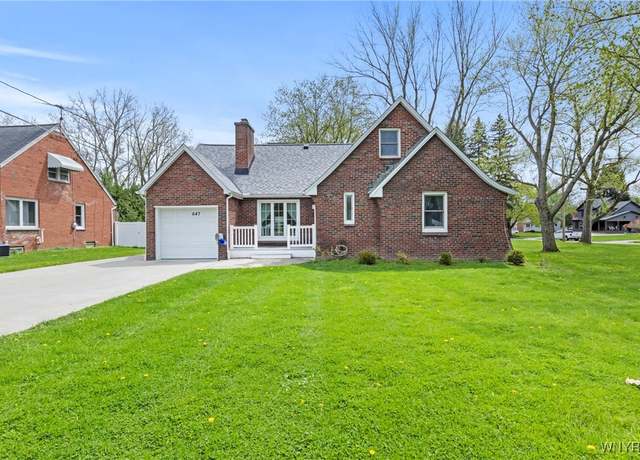 Property at 647 Center Rd, West Seneca, NY 14224, 4 beds, 2 baths
