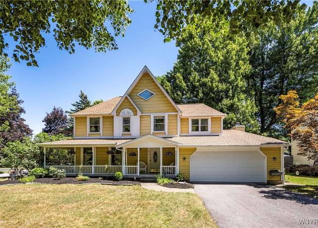 Property at 3 Carleton Ct, Amherst, NY 14221, 4 beds, 1.5 baths