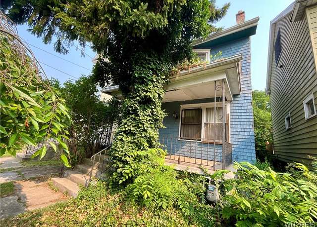 Property at 32 Lafayette Ave, Buffalo, NY 14213, 3 beds, 1.5 baths