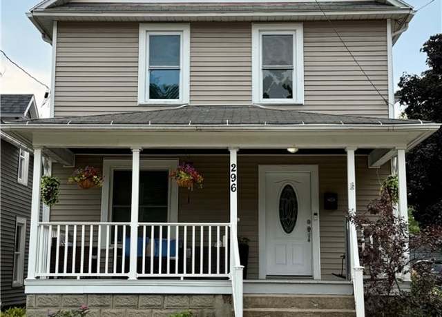 Property at 296 Niagara St, North Tonawanda, NY 14120, 3 beds, 1.5 baths