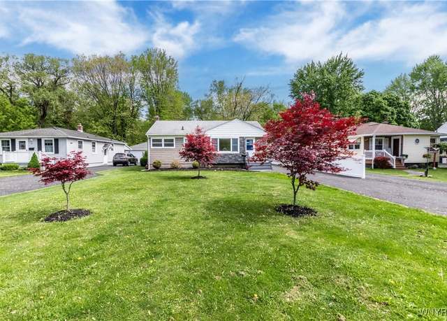 Property at 805 Ruie Rd, North Tonawanda, NY 14120, 3 beds, 1 bath
