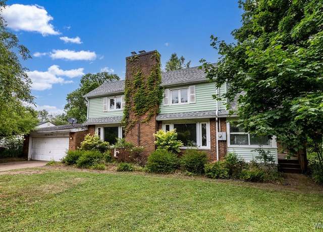 Property at 1065 West River Rd, Grand Island, NY 14072, 3 beds, 1.5 baths