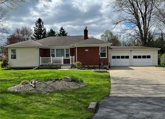 Property at 410 Tryon Dr, Lewiston, NY 14092, 3 beds, 1 bath