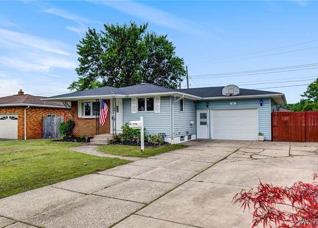 Property at 41 Dennis Ln, Cheektowaga, NY 14227, 3 beds, 1 bath