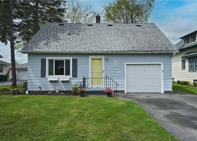 Property at 4292 Clark St, Hamburg, NY 14075, 3 beds, 1.5 baths