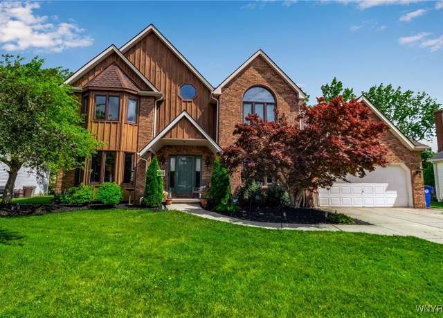 Property at 4 Summershade Ct, Amherst, NY 14051, 4 beds, 2.5 baths