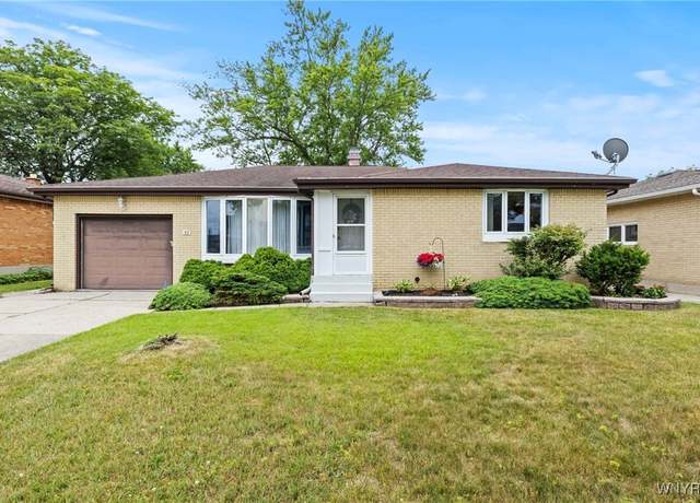 Property at 53 Greenway Blvd, Cheektowaga, NY 14225, 3 beds, 1.5 baths