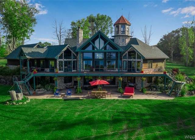 Property at 1567 Lake Rd, Porter, NY 14174, 5 beds, 2.5 baths