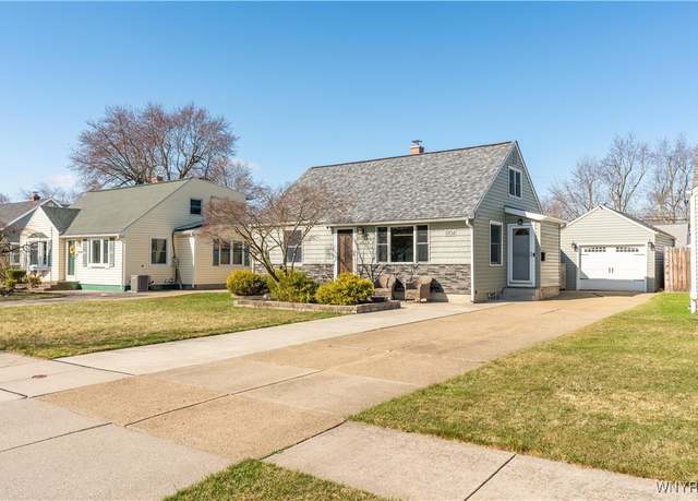 Property at 1704 Parker Blvd, Tonawanda-town, NY 14150, 3 beds, 1 bath