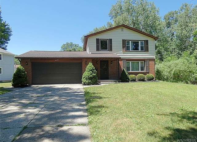 Property at 70 Acacia Dr, Amherst, NY 14228, 6 beds, 2 baths