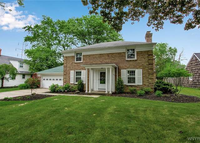 Property at 125 Jordan Rd, Amherst, NY 14221, 3 beds, 1.5 baths