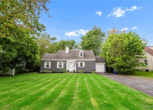 Property at 5024 Callan Dr, Lewiston, NY 14092, 3 beds, 1.5 baths
