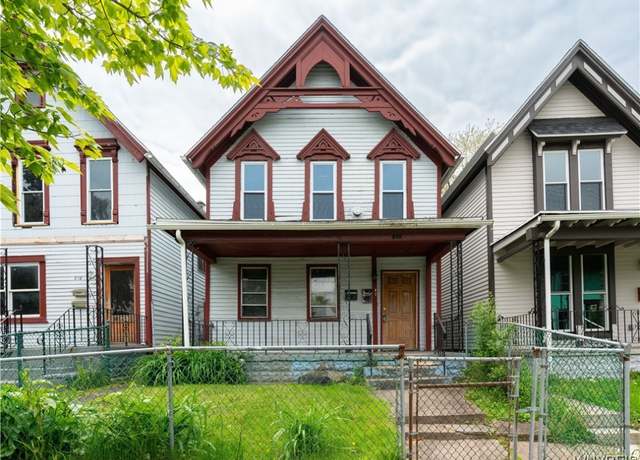 Property at 318 14th St, Buffalo, NY 14213, 3 beds, 1 bath