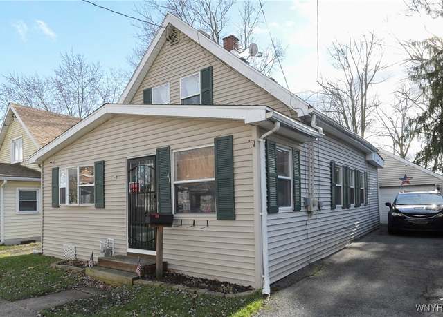 Property at 41 Cramer St, North Tonawanda, NY 14120, 3 beds, 1 bath